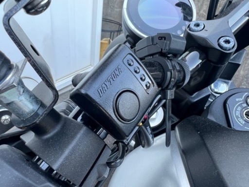 超美品　XSR155 シルバー　低走行