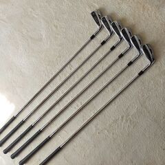 タイトリスト　アイアンセット