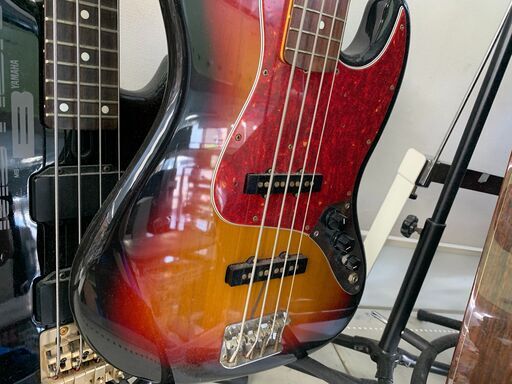 FENDER(フェンダー)　エレキベース　JB62-58