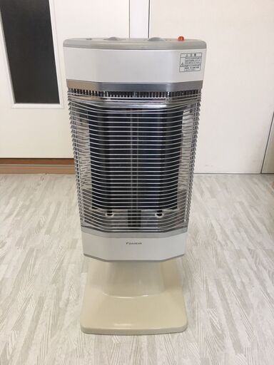 【1,000円】DAIKIN ダイキン 遠赤外線暖房機 ERFT11KS セラムヒート ヒーター ストーブ