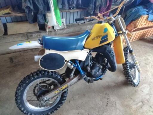 スズキ　RM80