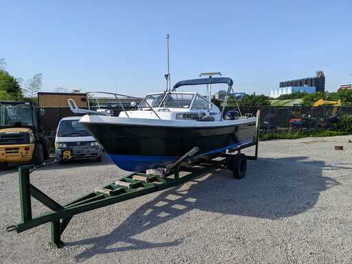 ボート　ヤマハ　FISH24　175馬力エンジン新品