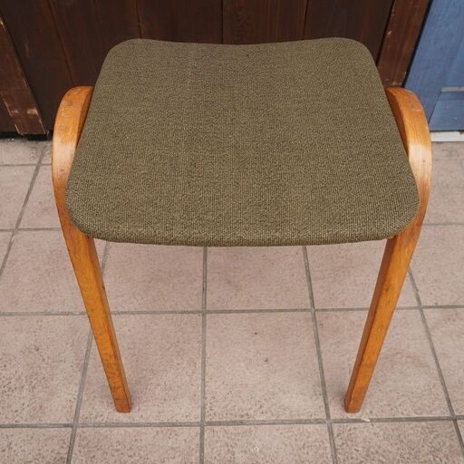 IDC OTSUKA(大塚家具) スタッキングスツール 剣持勇 AKIMOKU