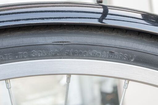 22B080 ジ E 札幌 マルキン自転車アレッサ 27インチ 6段変速ギア オートライト キャリアMAX27kgまで 黒 ママチャリ 22B080 ジ E 札幌 マルキン自転車アレッサ 27インチ 6段変速ギア