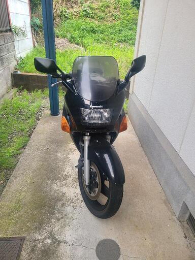 カワサキ　zzr250　2004年モデル