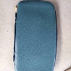 ルイヴィトン長財布(^_^)