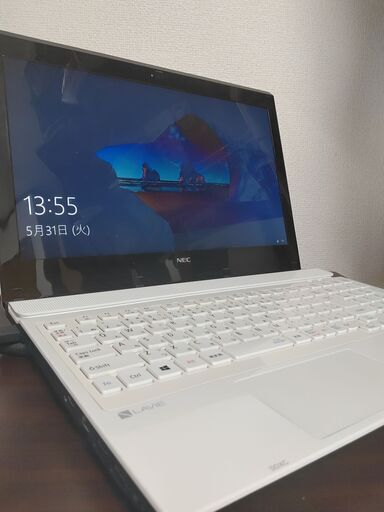 綺麗　白NEC　高速SSD240 高性能5世代i3搭載　メモリ8G ブルーレイ読み書き対応　カメラ内蔵　薄型　Wifi対応 テンキー
