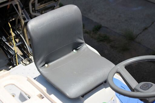 イセキ 田植機 5条植 さなえ PQZ5-DUF 10馬力 パワステ 【清掃・整備済】【農機具でっく】【福岡】【田植機】