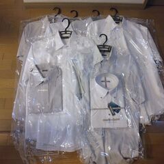 白系半袖ワイシャツ、未使用1着、クリーニング保管6着、首回り42～43