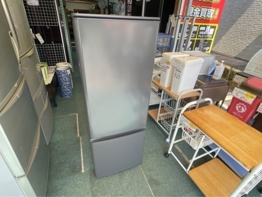 【リサイクルサービス八光　田上店　安心の3か月保証　配達・設置OK】三菱電機 MITSUBISHI ELECTRIC MR-P17F-H [冷蔵庫 （168L・右開き） 2ドア マットチャコール] 15960円