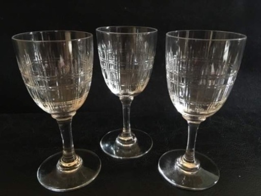 アンティークBaccarat「ワイングラス　ペア+ リキュールグラス(おまけ)」