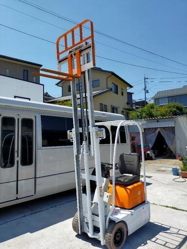 フォークリフト　中古車　車体　500kg　近隣格安配送