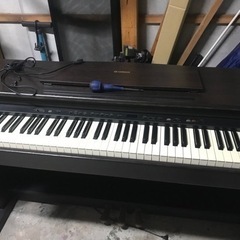 電子ピアノ　YAMAHA YDP101