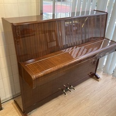 ペトロフのセカンドブランド　ワインバッハ　チェコのピアノ