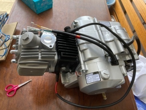 4速　セル付き　遠心エンジン110cc