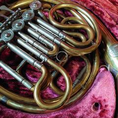 売ります　YAMAHAフレンチホルン　ラボシンフォニー