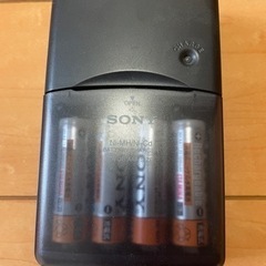 【ジャンク品】 SONY 電池充電器 【最安値】