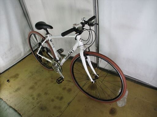 B971★26800円★整備済み スポーツ中古自転車 GIANT　エスケープR3　ホワイト　47ｃｍ【クロスバイク】