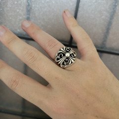 クロムハーツ キーパーリング 証明書なし