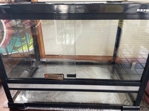 爬虫類ケージ　その2