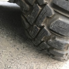 マッドタイヤ　4本　アルミホイール付き