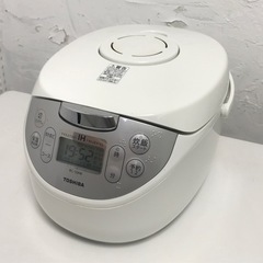値下げしました❗️東芝　5.5合炊きIH炊飯器　RC-10HK