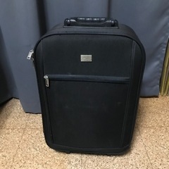 【値下げ】スーツケース  黒