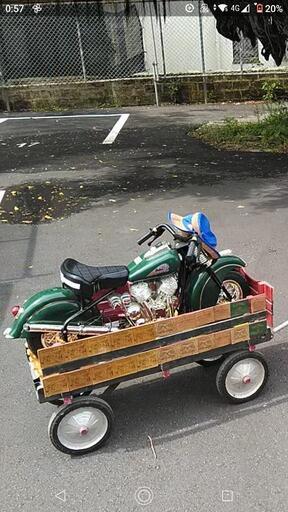 息子のインディアン 電動乗用バイク