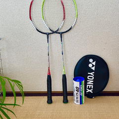 YONEX バドミントンラケット　２本セット