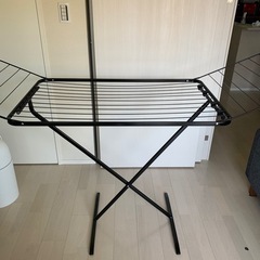 IKEAの物干し 折り畳み可能