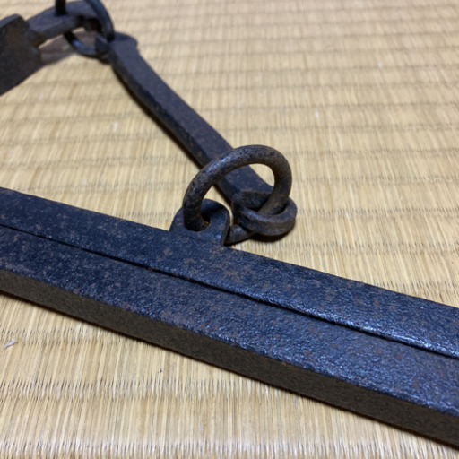 BE118 時代民芸品 真鍮製 自在鉤 松竹梅 囲炉裏 炉鍵 炉かぎ 炉鉤 安い