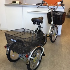 ＜新品同様・超美品車！＞◉試し乗り程度・パナソニック・ビビライフ・電動三輪車・21年9月購入・16ah・BE−ELR833T・シルバー・屋内保管品