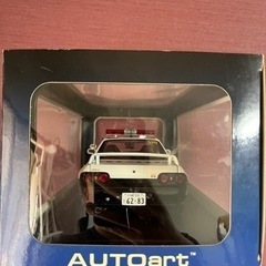 オートアート1／18 R32GTR神奈川県警察　6000台限定