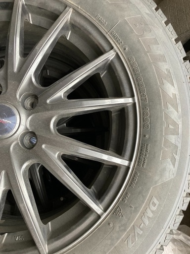 BS BLIZZAK DM-V2 225/65R17　４本　タイヤのみ