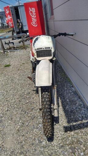 YZ250　82年式　エンデューロ　モトクロス　オフロード 鈴木健二のエルズベルグロデオ用YZ250は、まるでファクトリーバイクだ
