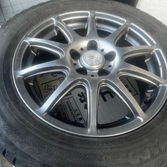 アルミ付きスタッドレスタイヤです。