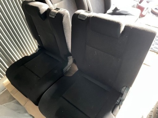 車のパーツ パレットSW シート前後セット 四脚