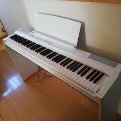 ★値下げ★白色ヤマハ電子ピアノ　P125
