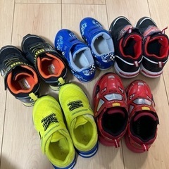 男の子　運動靴　16.5〜18.0cm