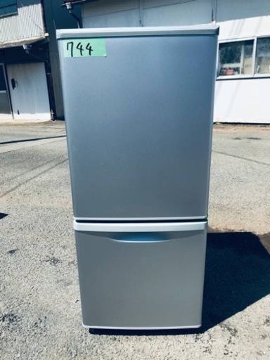 744番 Panasonic✨ノンフロン冷凍冷蔵庫✨NR-B143W-S‼️