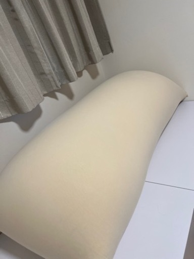 【取引者決定7000円美品】yogibo max クリームホワイト