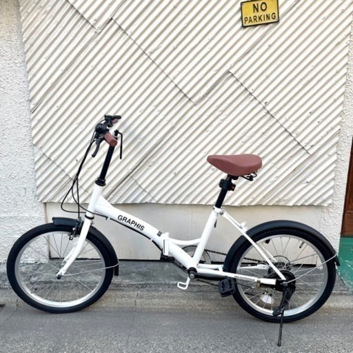 未使用 保管品 折りたたみ自転車 20インチ シマノ製6段ギア 折り畳み 反射シール付属 GRAPHIS (グラフィス) ) ホワイト シマノ製6段ギア 折り畳みカゴ 鍵 ライト 反射シール付属 GR-FD
