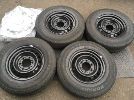 200系ハイエース 純正タイヤ スチールホイール 新車外し イボ付き ...