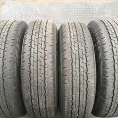 200系ハイエース 純正タイヤ スチールホイール 新車外し イボ付き