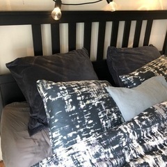 13万円のIKEAクイーンサイズベッド160x200セット（FREE マットレス 