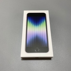新品iPhone SE 第三世代　64GB スターライト(ホワイ...