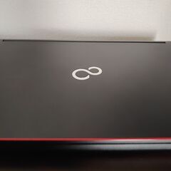 綺麗 富士通 2018年9月製造モデル 高速SSD搭載 高性能第7世代Core i3