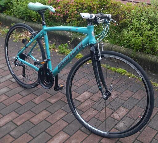 ‍♀Bianchi‍♂‍♂クロスバイクチェレステカラー