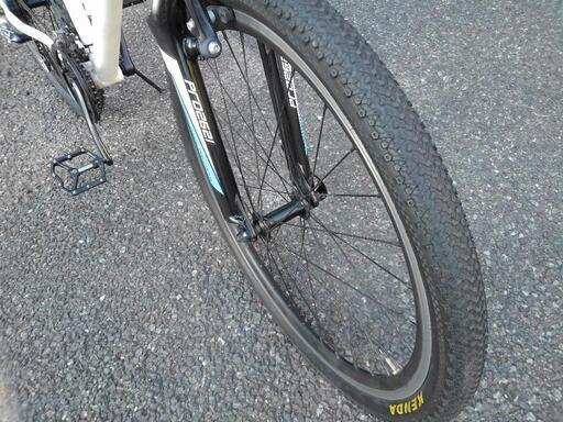 中古自転車２０６３　マウンテンバイク　２０２０年モデル　PROGEAR  PRO2621　２６インチ　３×７段ギヤ　アルミフレーム　フロントサスペンション　ワイヤー錠　フレームサイズ３８０㍉　身長１５０㎝から　ライトは付属しておりません