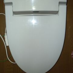 シャワートイレ　INAX CW-RS10型
